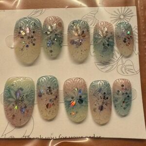 Press‎ On Nails, Pastel Blue Pink Flower Design, Sparkle Glitter Accents
